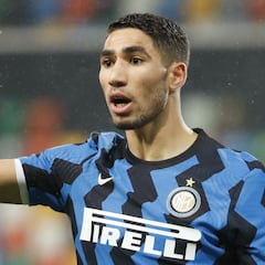 El Chelsea progresa por Achraf