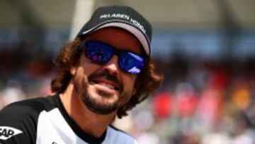 Alonso y su media sonrisa del año pasado.