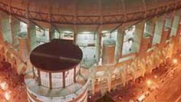 <b>TRASLADO HASTA DEL PALCO.</B> Además del cierre de la cubierta de la calle Padre Damián, se van a trasladar tanto el palco de autoridades, como las localidades de prensa, para adecuar el estadio a las normativas UEFA.