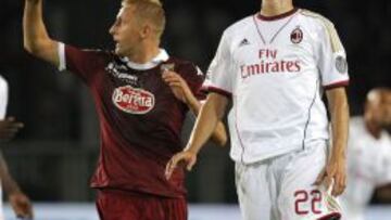 Kaká estará un mes de baja por una lesión en el adductor