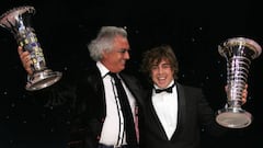 Spanish Formula One champion Fernando Alonso and Renault&#039;s Italian boss Flavio Briatore pose with their trophy during the 2005 FIA Awards gala, 09 December 2005 in Monaco. Alonso won the FIA Formula One World Championship.
