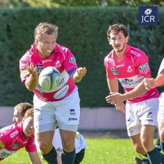 Un golpe de castigo de Griffiths deja invicto al VRAC