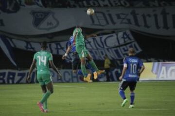 El debut de los dos equipos capitalinos en la Copa Águila. El juego bogotano fue animado por la parcial que en su mayoría fue azul.