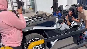 Uriel Antuna sorprende al salir de La Noria en automóvil de medio millón de pesos