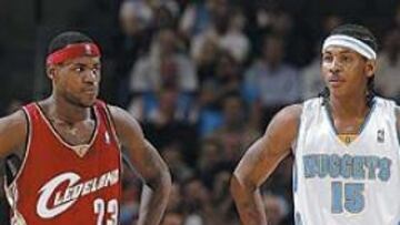 <b>LA NUEVA GRAN RIVALIDAD.</b> LeBron James y Melo Anthony van a mirarse así durante muchos años.