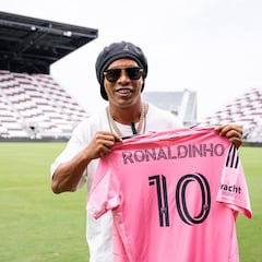 Messi y Beckham reciben mensaje importante de Ronaldinho rumbo al Mundial de Clubes
