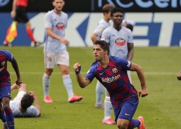El jugador del Barcelona, Luis Suárez, celebra el 1-2 al Celta de Vigo. 