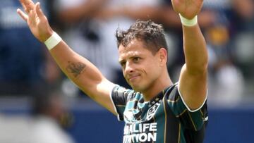En casi la mitad de encuentros disputados, el mexicano ya tiene mejores números que durante su paso por España y ahora va por la marca de goles que dejó en el West Ham.