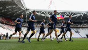 Felix Brych tiene todo bajo control y es una garantía