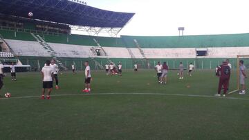 Universitario entrena en la fecha previa al partido ante Oriente Petrolero.