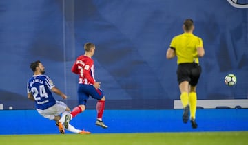 Juanmi también marcó el 3-0 definitivo.