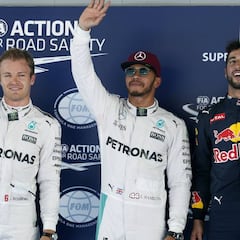 Hamilton vuela a la pole con Sainz y Alonso en el Top 10