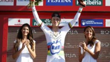 El alemán Tony Martin (Omega Pharma) celebrando la victoria en la décima etapa de la Vuelta a España celebrada hoy.