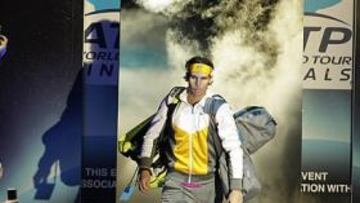 <b>DE OTRA GALAXIA. </b>Rafa Nadal entra en la pista del 02 Arena de Londres, ante una gran expectación, en busca de su siguiente presa: el escocés Andy Murray.
