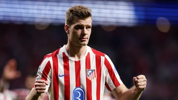 Soccer Football - UEFA Champions League - Play Off - Second Leg - Atletico Madrid v Club Brugge - Riyadh Air Metropolitano, Madrid, Spain - February 24, 2026 Atletico Madrid's Alexander Sorloth celebrates scoring their fourth goal and completes his hat-trick REUTERS/Violeta Santos Moura