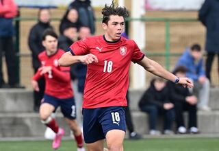 ¡Buffon Jr. marca dos hat-tricks en una semana con la República Checa!