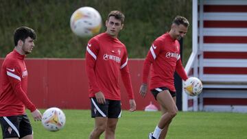 Pedro Díaz: "Es muy fácil jugar con Fran Villalba; no falla un pase"