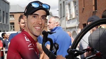 Castroviejo sonríe en la tercera etapa del Tour de Francia.