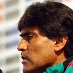 "No podemos ser tan injustos con Memo Ochoa": Alberto Aguilar