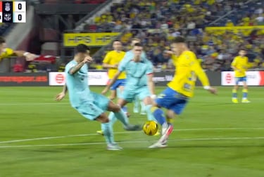 Xavi resta gravedad a la lesión de Cancelo