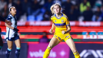during the 6th round match between Pachuca and Tigres UANL as part of the Liga BBVA MX Femenil, Torneo Clausura 2026 at Hidalgo Stadium, on February 01, 2026 in Pachuca, Hidalgo, Mexico.