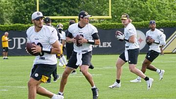 Ben Roethlisberger fue el quarterback titular de los Steelers a lo largo de 18 temporadas y el equipo de Pittsburgh busca a su siguiente QB franquicia.