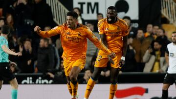 Bellingham celebra el gol que dio la victoria al Madrid.