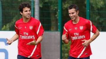 <b>CAPITANES. </b>Si Cesc se fuera del Arsenal, Van Persie sería capitán.