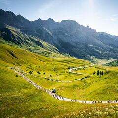 Muere un cicloturista durante la celebración de L’Étape Spain en Granada