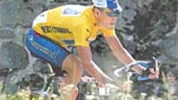 <b>ARRANCA</B>. Lance Armstrong disputará su primera carrera del año.