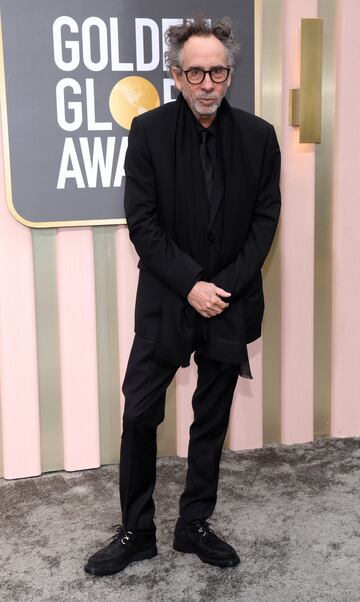 Tim Burton en la alfombra roja de la 80? gala de los Globos de Oro.