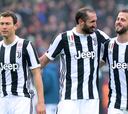 Juventus gana el derbi de Turín pero Higuaín se lesiona
