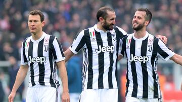 Juventus gana el derbi de Turín pero Higuaín se lesiona