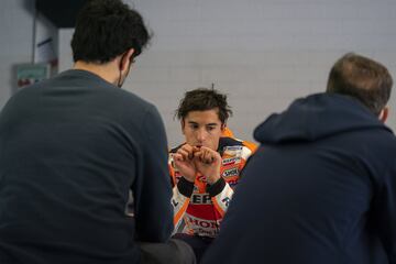 El piloto nacido en Cervera ha realizado un test privado  en el Circuit de Barcelona-Catalunya, es su primer entrenamiento tras la grave lesión que sufrió. La moto utilizada ha sido la RC213V-S, un modelo de Honda imilar a una auténtica MotoGP que entrega una potencia de 215 CV a 10.500 rpm y pesa 160 kilogramos.