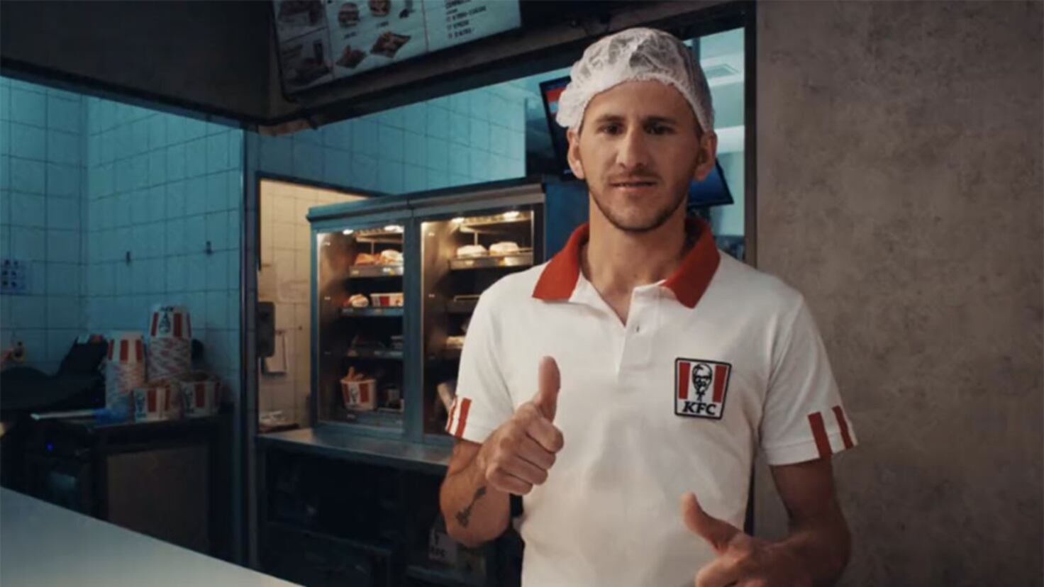 KFC y ColaCao se coronan en redes por Messi - Tikitakas