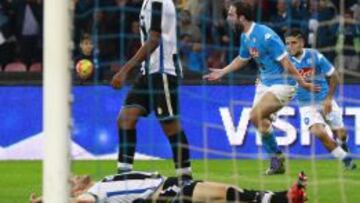 Higua&iacute;n celebra el 1-0.