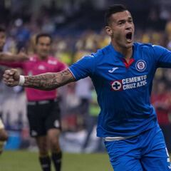 Cruz Azul rompe racha de no marcarle al América en Liguilla