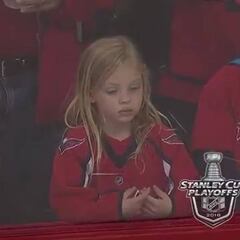 La curiosa historia de amor entre una niña y un disco de hockey