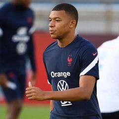 El Madrid sube a 200 millones su oferta al PSG por Mbappé
