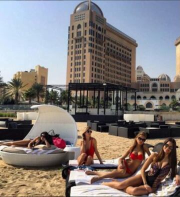 Las novias de los jugadores de la Juvetus se relajan en Doha