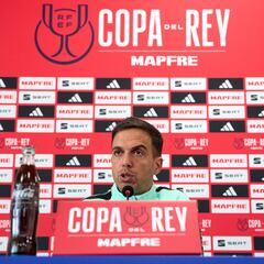 Borja Jiménez: “Estamos a cinco partidos de poder levantar un título”