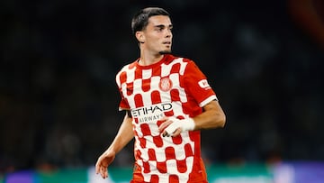 PARIS, FRANCE - SEPTEMBER 18: Miguel Gutierrez of Girona during the UEFA Champions League match between Paris Saint Germain v Girona at the Parc des Princes on September 18, 2024 in Paris France (Photo by Rico Brouwer/Soccrates/Getty Images)