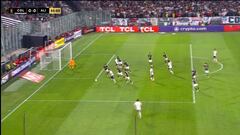 ¿Lo lamentará Colo Colo?: Bolados quedó solo en el área y definió así