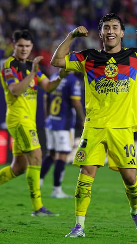 Alejandro Zendejas celebrates his goal 0-1 of America during the 10th round match between Atletico de San Luis and America as part of the Liga BBVA MX, Torneo Apertura 2025 at Alfonso Lastras Stadium, on September 24, 2025 in San Luis Potosi, Mexico.