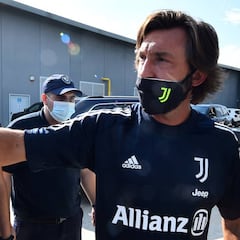 Pirlo: "¿Suárez? Muy difícil, no hay tiempo para el pasaporte"
