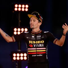 El terremoto coge forma: Roglic se va y la fusión se aclara