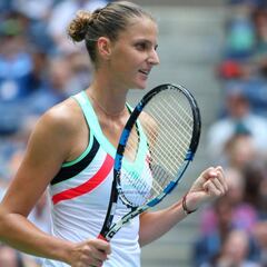 Svitolina brilla y Pliskova salva una situación comprometida