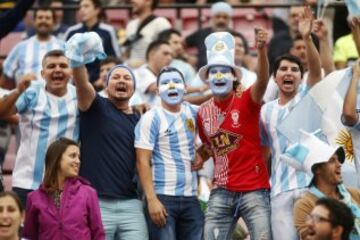 Colores y buen ambiente en el Nacional