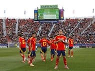 Iker Bravo celebra un gol con la Selección Sub-20.