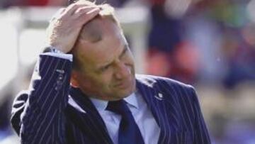 El entrenador de Eslovaquia, Vladimir Weiss, considera "una tragedia" el empate de su selección ante Nueva Zelanda.